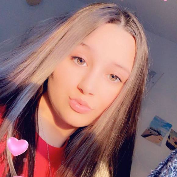 Meet your Posher, Isabella - Picture 1 of 1